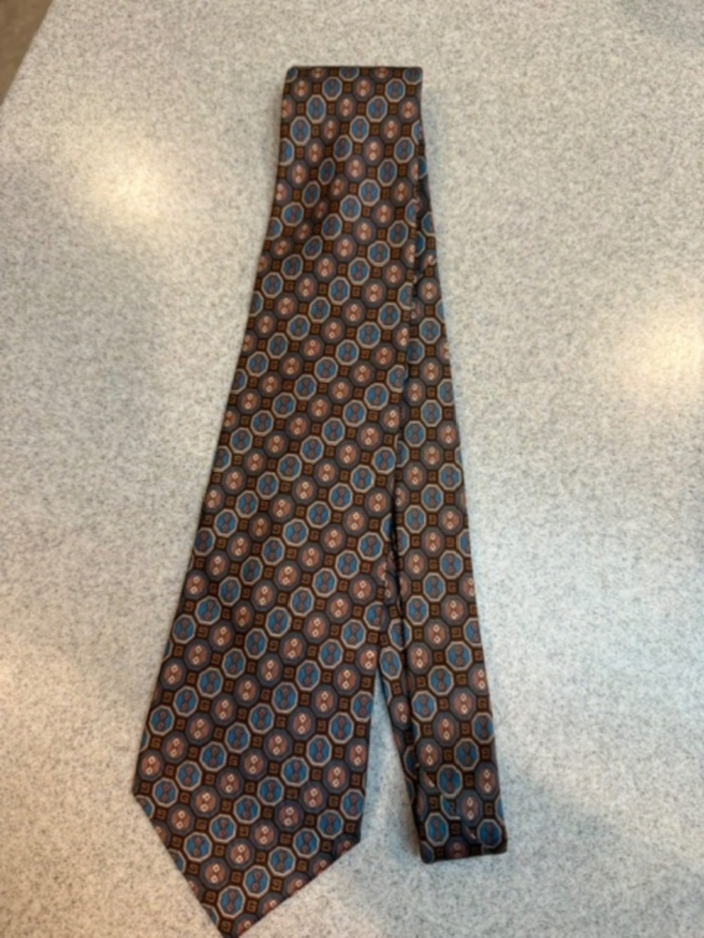 Vintage 1970s Gucci silk tie Brown G Logo